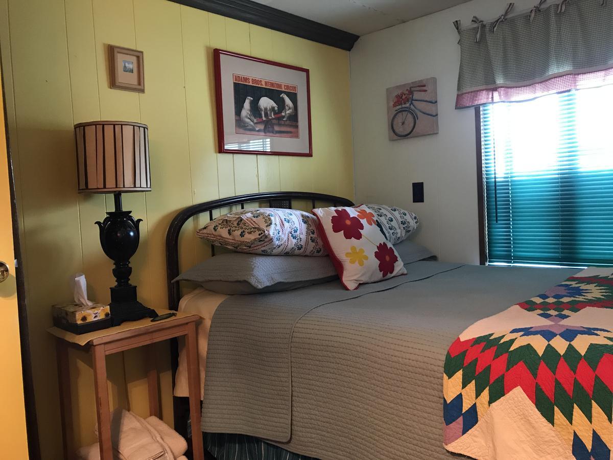 Klutina Kate'S B&B Copper Center Екстериор снимка